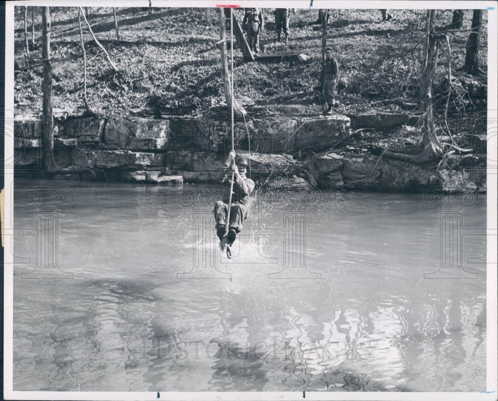 1959 Army Crossing River Press Photo - Historic Images