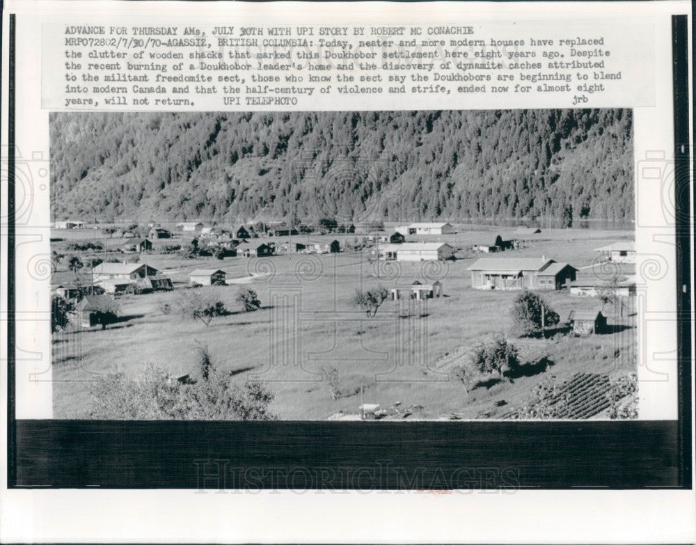 1970 British Columbia CN Doukhobors Press Photo - Historic Images