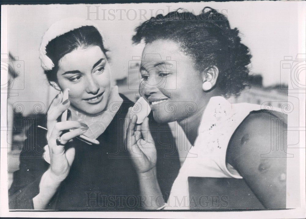 1957 Miss Great Britian Iris Waller Press Photo - Historic Images