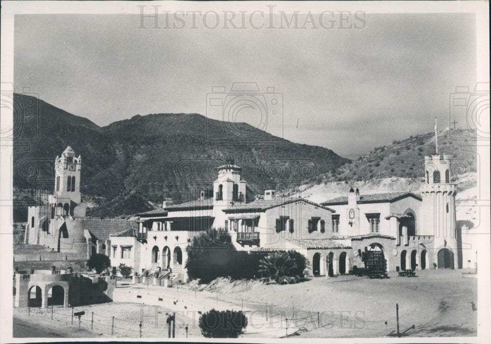 1956 Death Valley Scottys Castle Press Photo - Historic Images