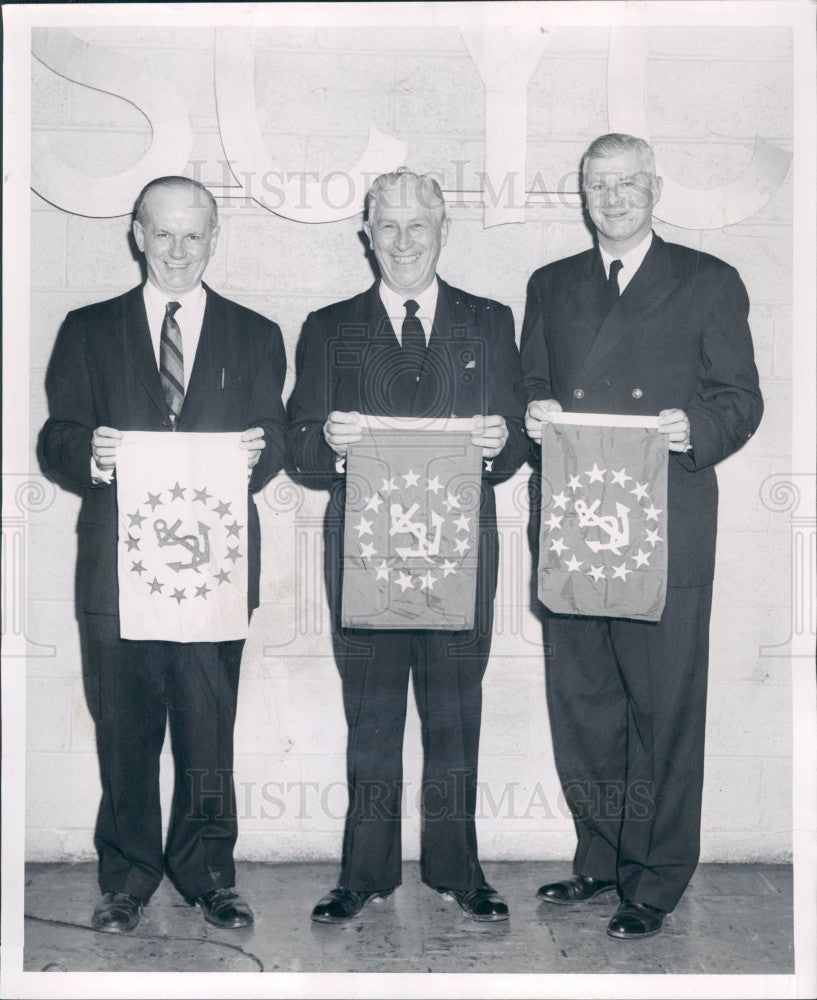 1957 Detroit Yachting Officers Press Photo - Historic Images