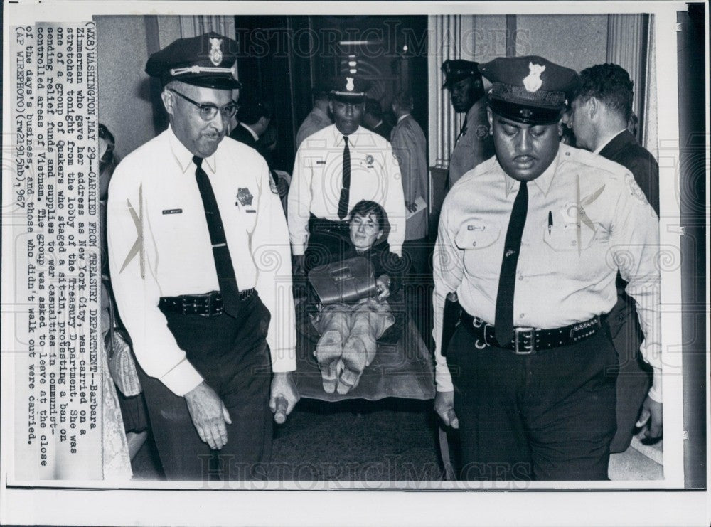 1967 Quaker Protest Barbara Zimmerman Press Photo - Historic Images