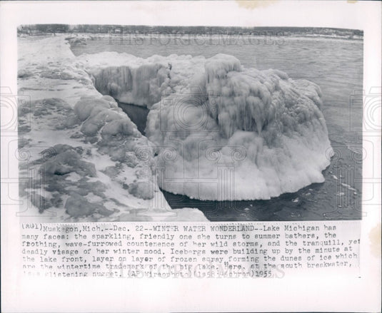 1955 Lake Michigan Icebergs Press Photo - Historic Images