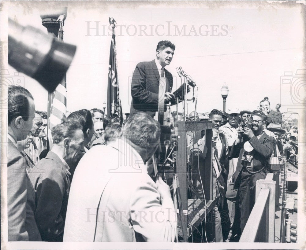 1958 Ford Motor Labor Leader Carl Stellato Press Photo - Historic Images