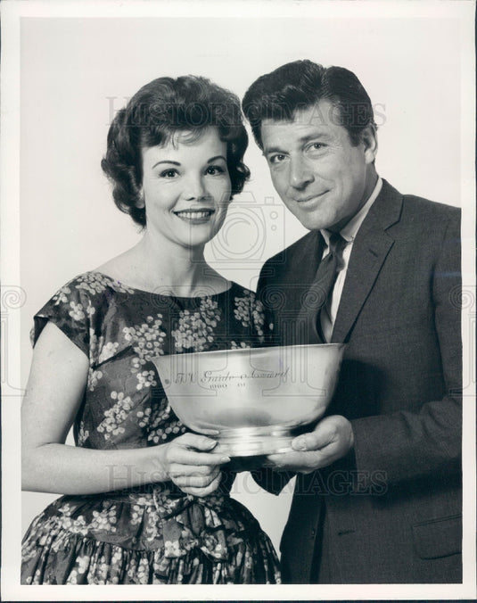 1961 Actors Efrem Zimbalist Jr & Nanette Fabray Photo - Historic Images