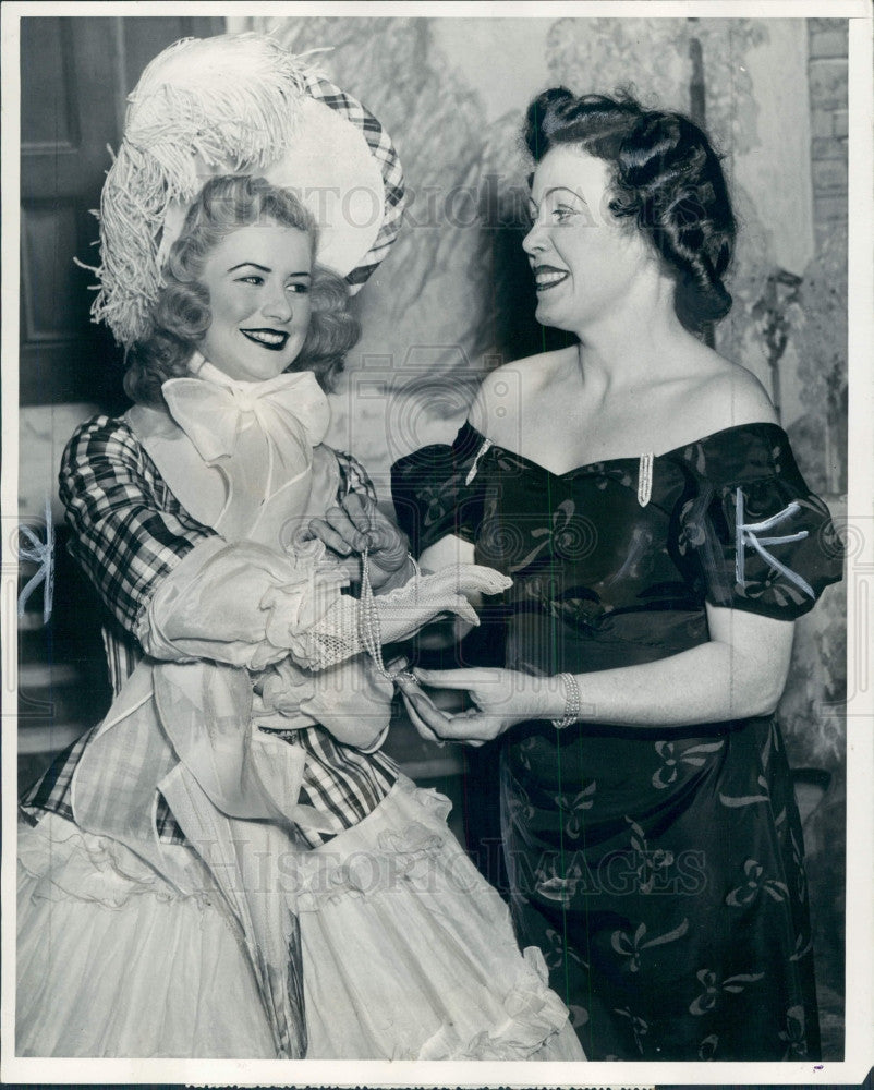1940 Actress Barbara Scully Press Photo - Historic Images