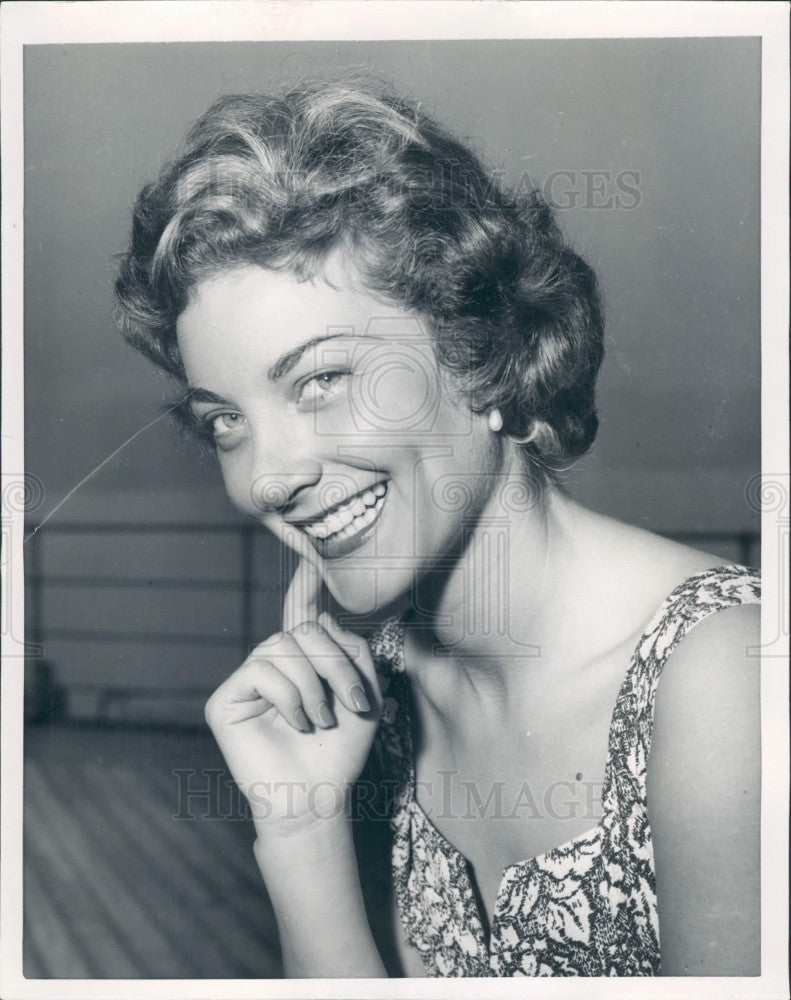 1956 Singer Iva Synek Press Photo - Historic Images