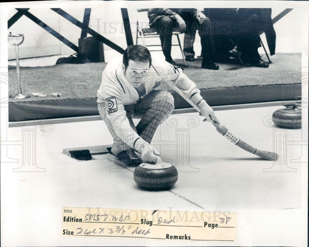 1975Wisconsin Curling Skipper Bud Sommerville Photo - Historic Images