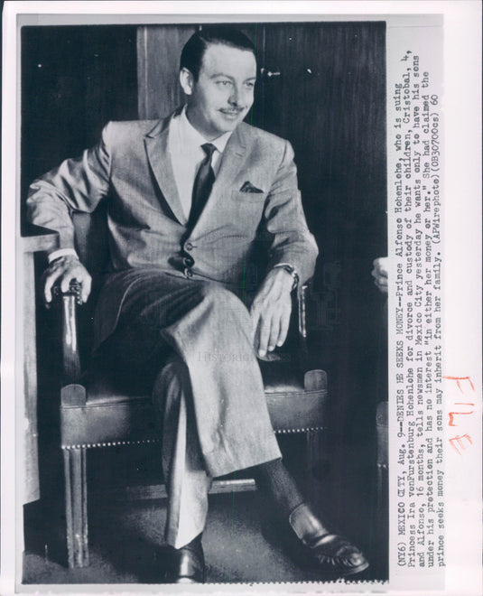 1960 Prince Alfonso Hohenlohe Press Photo - Historic Images