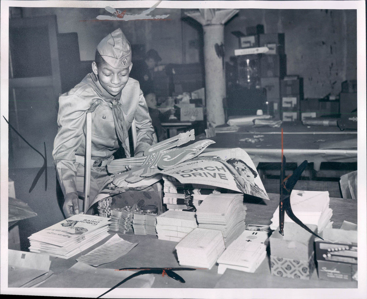 1957 Detroit United Foundation Torch Drive Press Photo - Historic Images