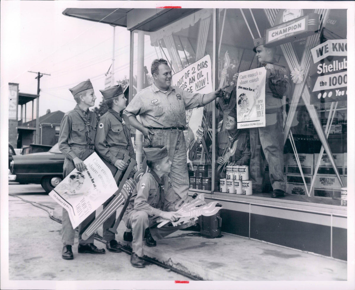 1958 Detroit United Foundation Torch Drive Press Photo - Historic Images