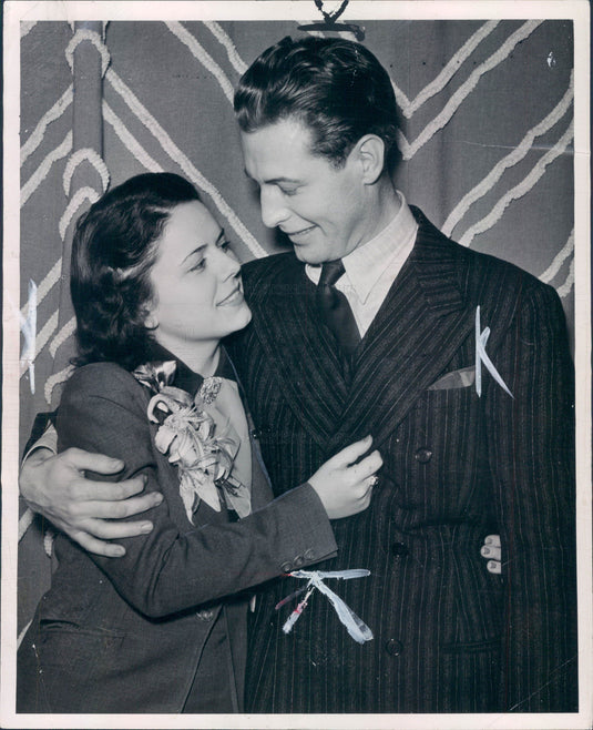 1937 Actor Bill Kennedy & June Saunders Press Photo - Historic Images