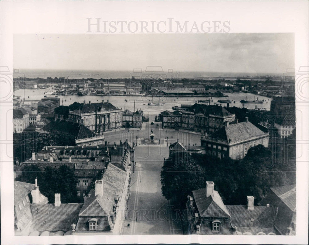 1940 Copenhagen Denmark Royal Palace Press Photo - Historic Images