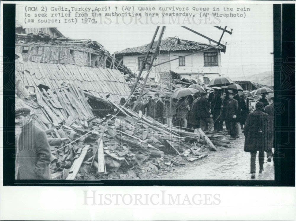 1970 Gediz Turkey Earthquake Damage Press Photo - Historic Images