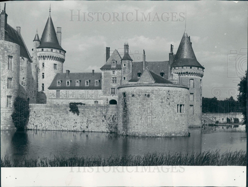 1937 Paris Sully Sur Loire Historic Chateau Press Photo - Historic Images