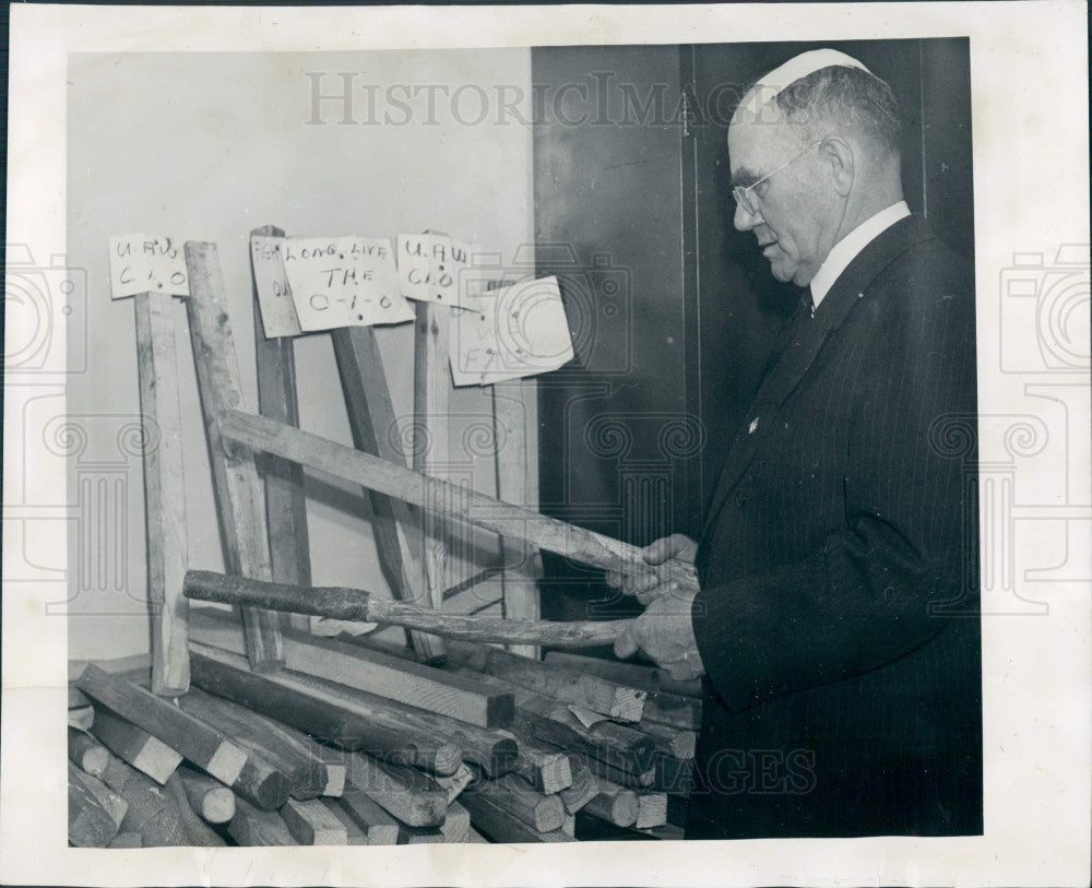 1941 Saginaw MI Police Chief Fred Genake Press Photo - Historic Images