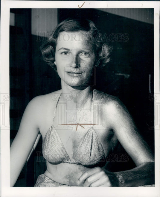 1951 Model Being Covered in Bronze Press Photo - Historic Images