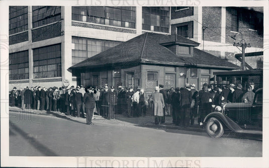 1938 Detroit UAW Dues Drive Briggs Plant Press Photo - Historic Images