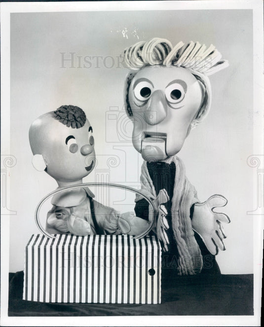 1965 George Latshaw Puppets Wilbur & Granny Press Photo - Historic Images