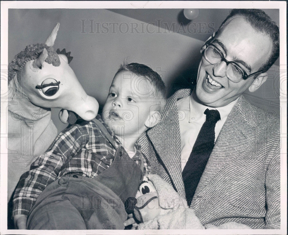 1955 Puppeteer George Latshaw Press Photo - Historic Images