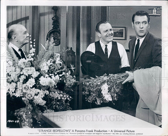 1965 Actors Terry Thomas & Rock Hudson Press Photo - Historic Images