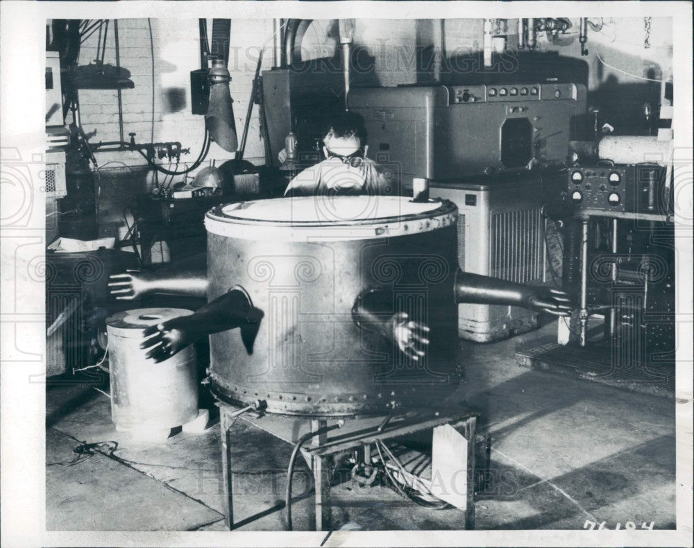 1956 Octopus Welding Tank Press Photo - Historic Images