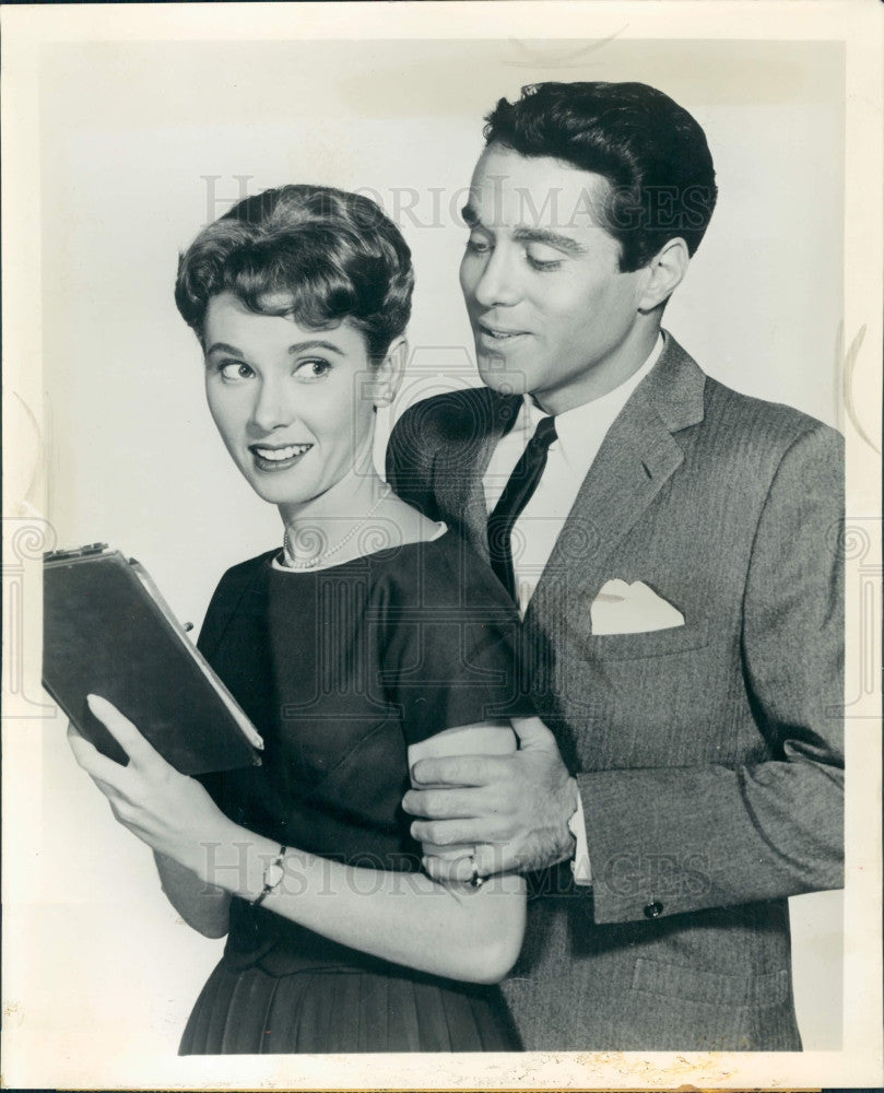 1960 Actors Elinor Donahue Tony Travis Press Photo - Historic Images