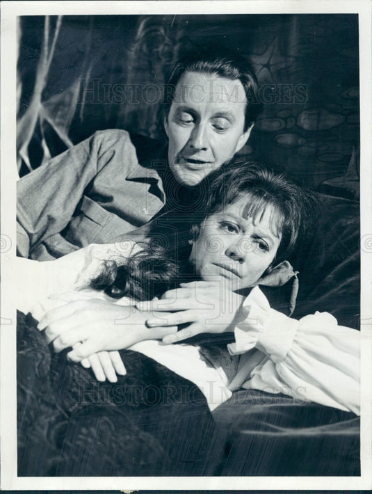 1970 Actors Kate Reid & William Needles Press Photo - Historic Images