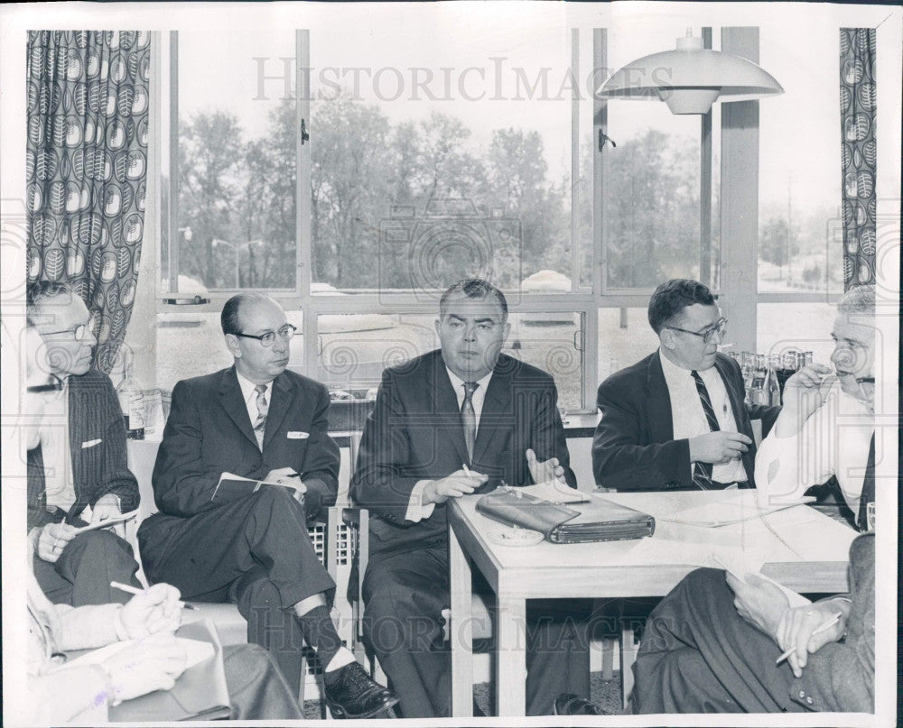 1960 Big Ten Commissioner Bill Reed Press Photo - Historic Images