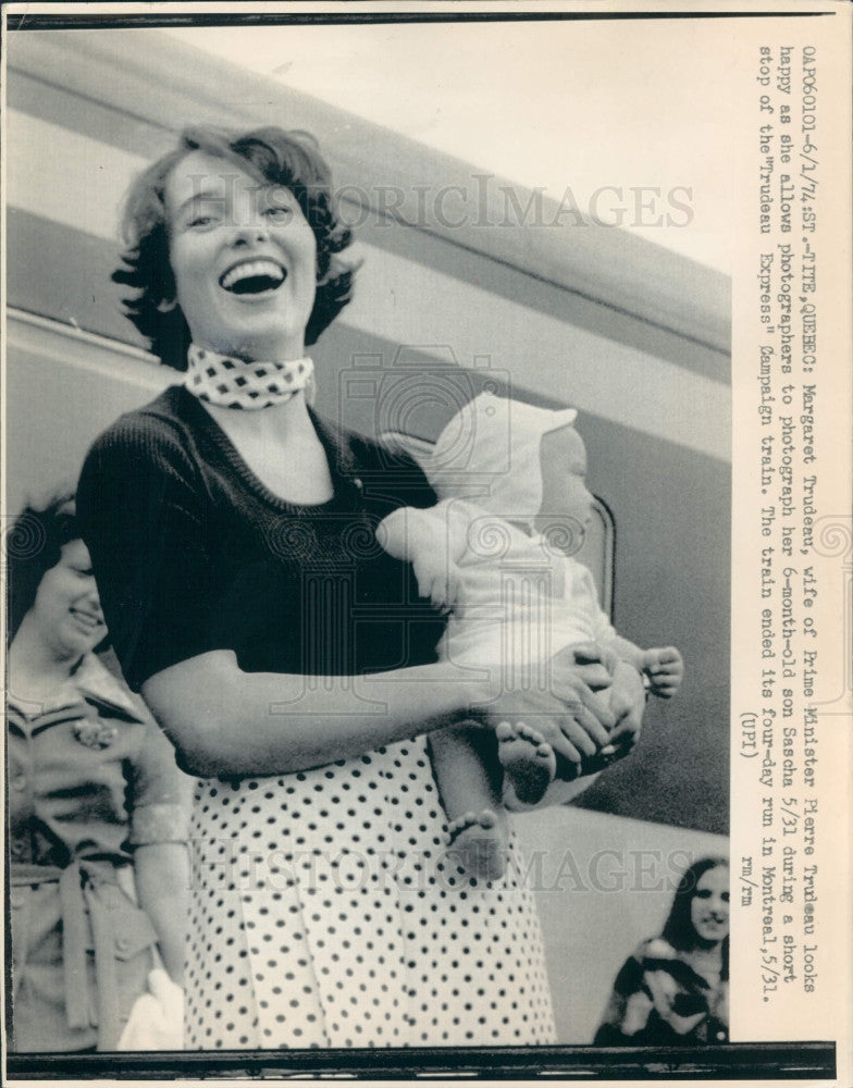 1974 Canada Margaret Trudeau Wife PM Press Photo - Historic Images