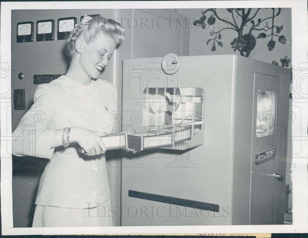 1944 Chicago Megatherm Food Sterilizer Press Photo - Historic Images