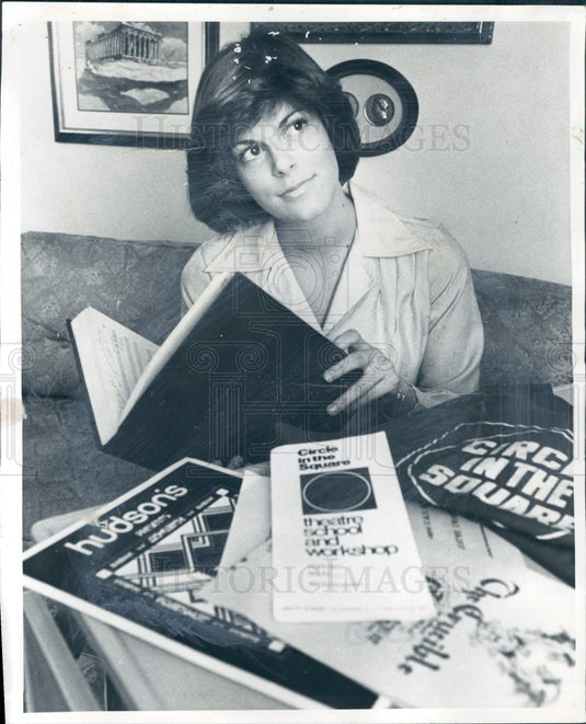 1976 Actress/Singer Margaret Rees Press Photo - Historic Images