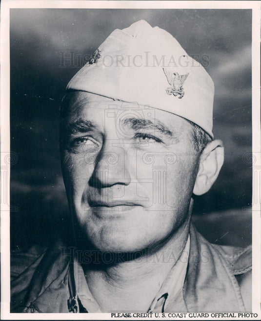 1945 Coast Guard Mackinaw Cmdr Edwin Roland Press Photo - Historic Images