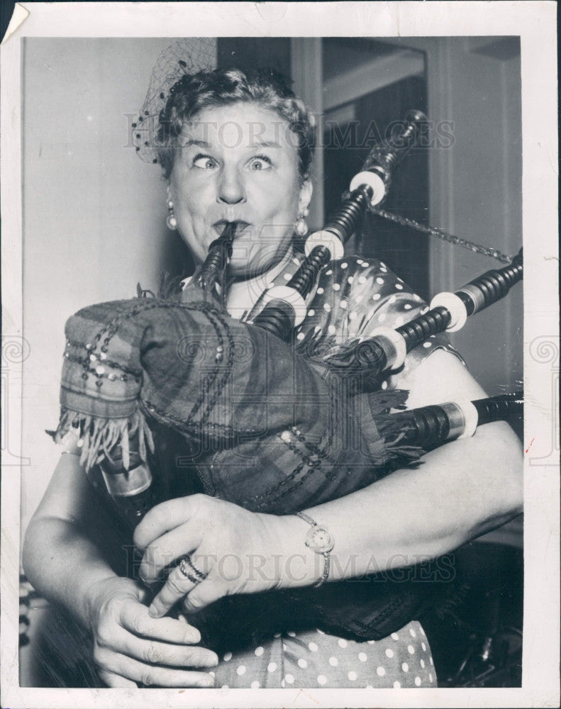 1957 Concert Comedienne Anna Russell Press Photo - Historic Images