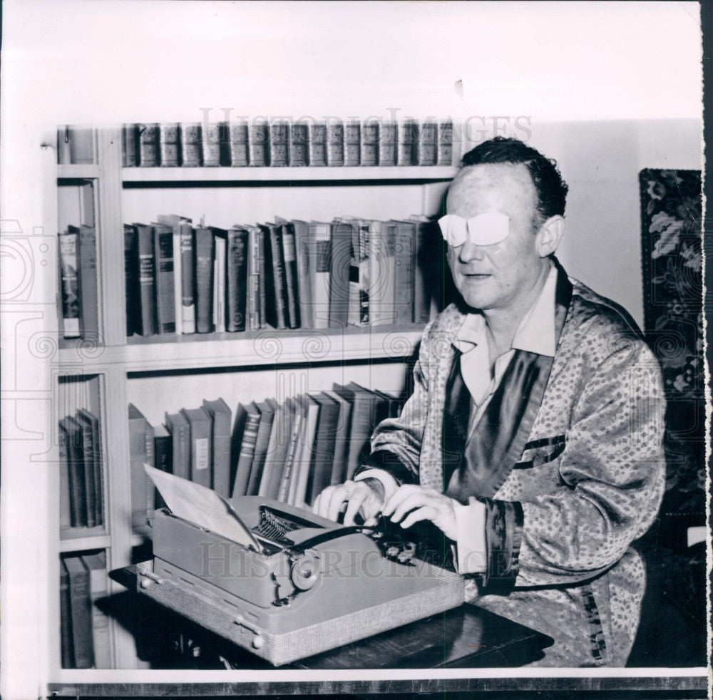 1956 Labor Columnist Victor Riesel Press Photo - Historic Images