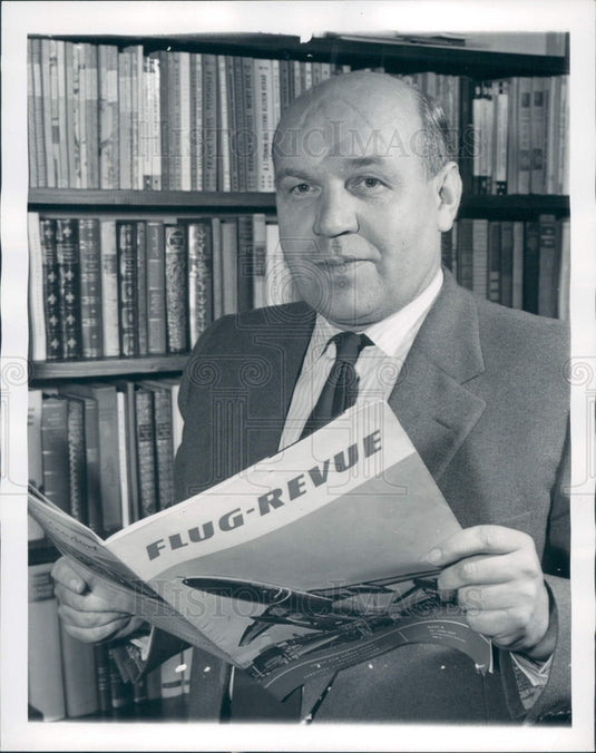 1957 German Rocket Scientist Siegmund Press Photo - Historic Images