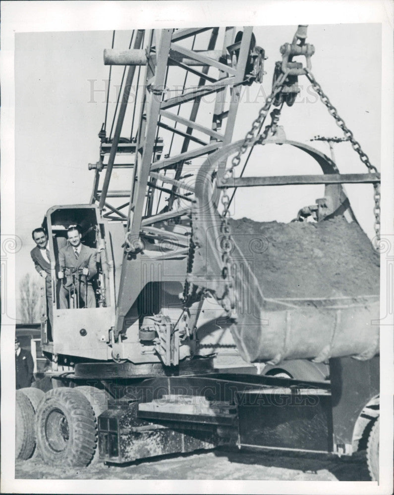 1946 LA Ford Motor Benson Ford Press Photo - Historic Images