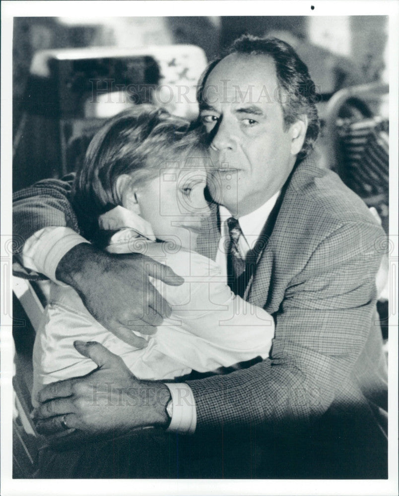 2001 Actors Swoosie Kurtz &amp; Robert Klein Press Photo - Historic Images