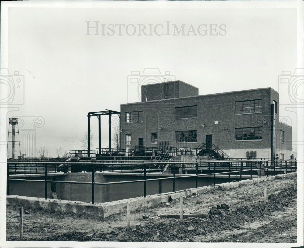 Undated Ford Motor Plant Monroe MI Press Photo - Historic Images