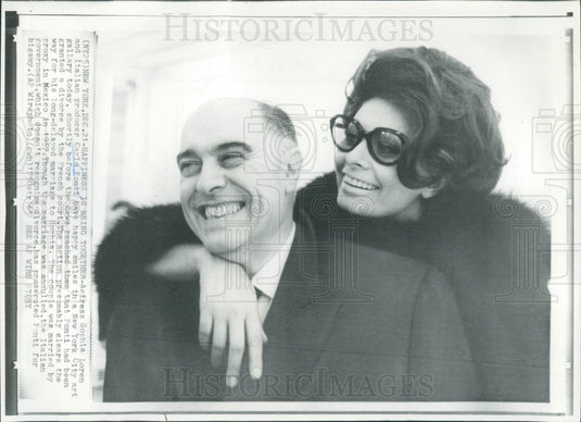1965 Actress Sophia Loren & Producer Carol Ponti Photo - Historic Images