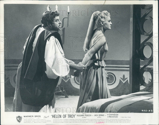 1956 Actors Rossana Podesta & Jack Sernas Press Photo - Historic Images