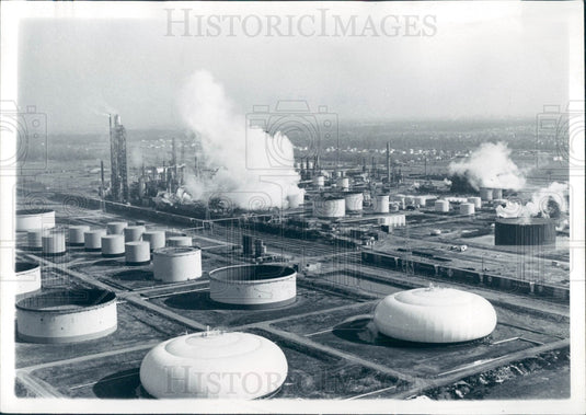 1970 Detroit Mobil Oil Refinery Press Photo - Historic Images