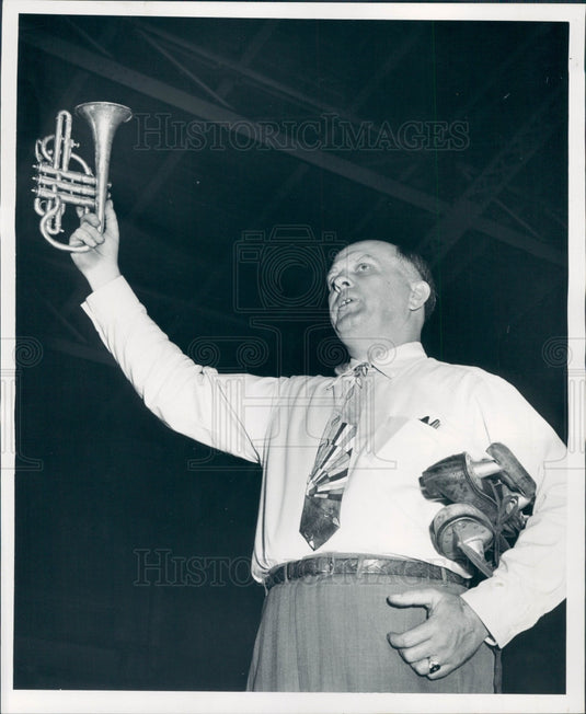 1954 Detroit Police Auction Sgt Ponke Press Photo - Historic Images