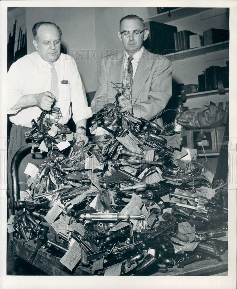 1954 Detroit Police Property Room Sgt Ponke Press Photo - Historic Images