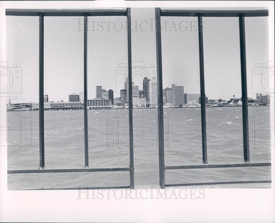 1965 Detroit MI Skyline & Waterfront Press Photo - Historic Images