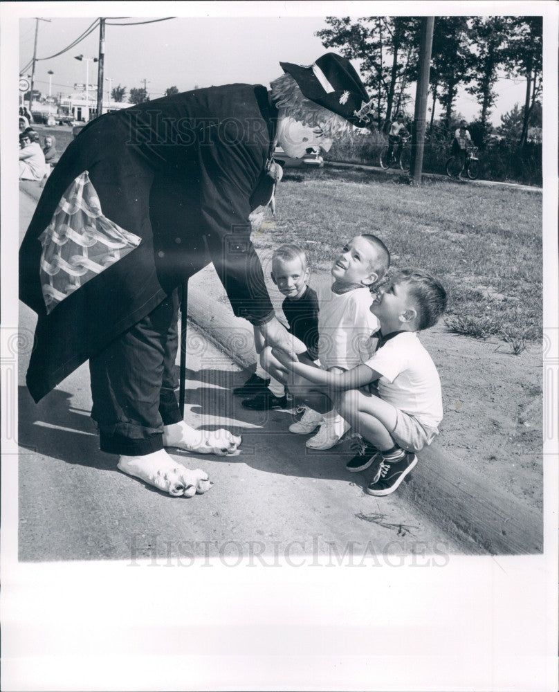 1961 Detroit Doe-Doe the Clown Fred Smith Press Photo - Historic Images