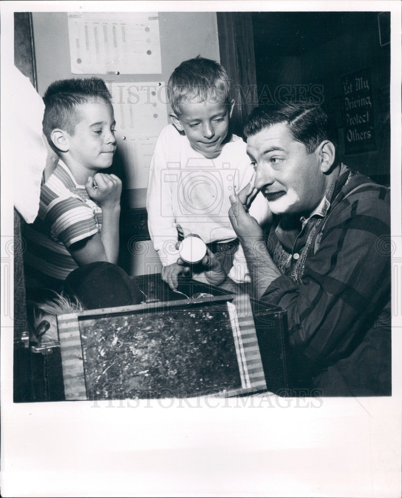 1961 Detroit Doe-Doe the Clown Fred Smith Press Photo - Historic Images