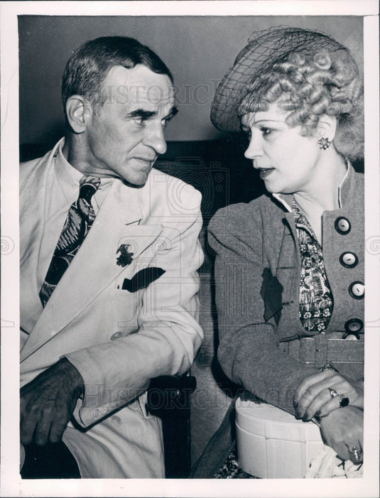 1942 Actors Frank Wallace & Trixie LaMae Press Photo - Historic Images