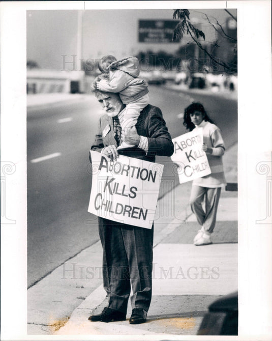 1990 Detroit MI Pro-Lifers Press Photo - Historic Images