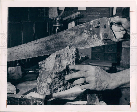 1950 Cutting Alabaster Press Photo - Historic Images